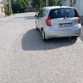 Nissan Versa 2014