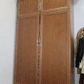 şkaf