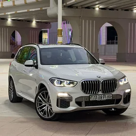 BMW X5 2021