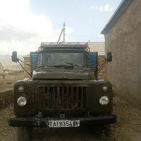 Gaz 52 2002