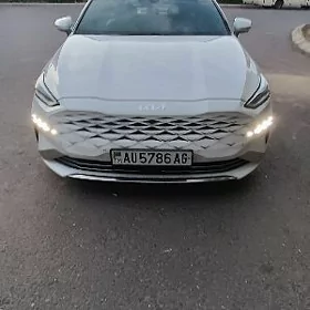 Kia K8 2021