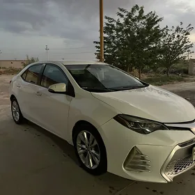 Toyota Camry 2017