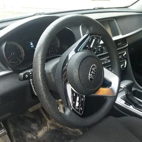 Kia Optima 2020