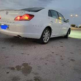Toyota Avalon 2005
