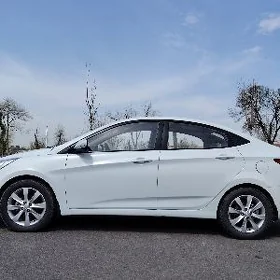 Hyundai Accent 2018