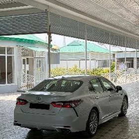 Toyota Camry 2022