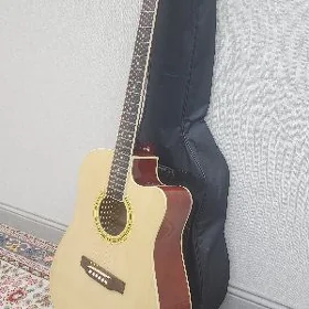 Akustik gitara Lime