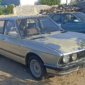 BMW 520 1987