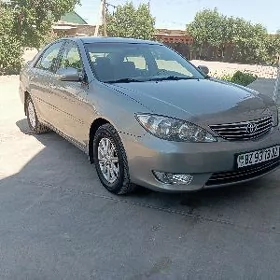Toyota Camry 2005