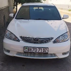 Toyota Camry 2004