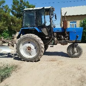 MTZ 80 2000