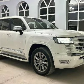 Toyota Land Cruiser 2025