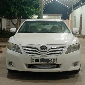 Toyota Camry 2011