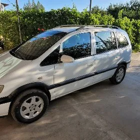Opel Zafira 2002