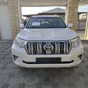 Toyota Land Cruiser Prado 2023