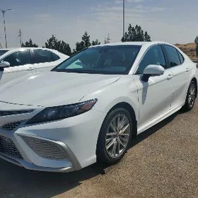 Toyota Camry 2022