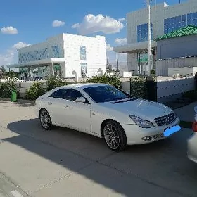 Mercedes-Benz CLS-Class 2005