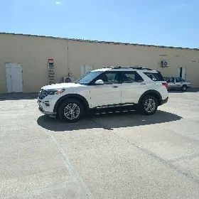 Ford Explorer 2021