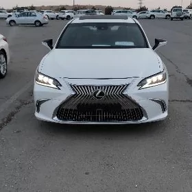 Lexus ES 350 2022