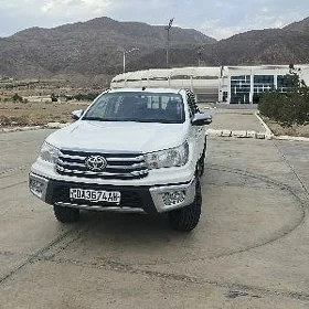Toyota Hilux 2016