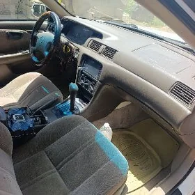 Toyota Camry 1997