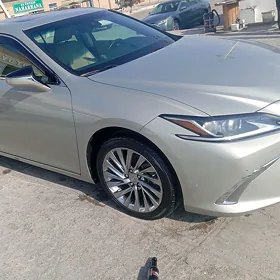 Lexus ES 350 2021