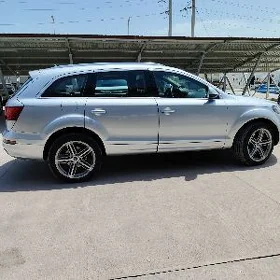 Audi Q7 2012