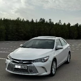 Toyota Camry 2016