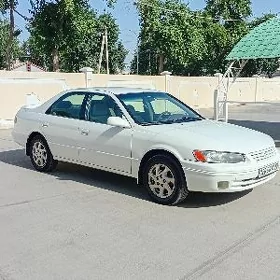 Toyota Camry 1998