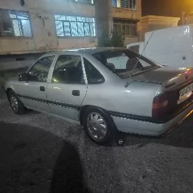 Opel Vectra 1992