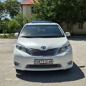 Toyota Sienna 2017