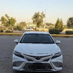 Toyota Camry 2022