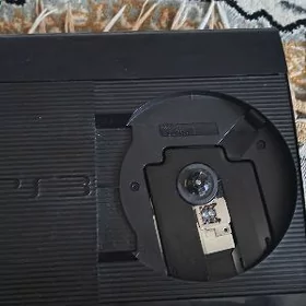 PLAYSTATION 3 SUPER SLIM