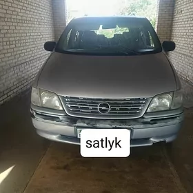 Opel Sintra 1999