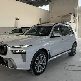 BMW X7 2023