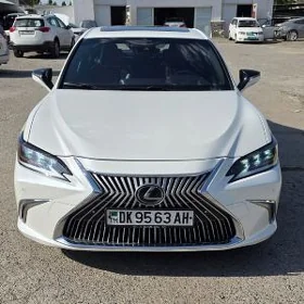 Lexus ES 350 2019