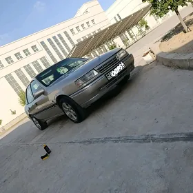 Opel Vectra 1992
