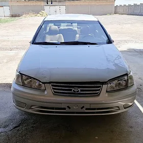 Toyota Camry 2001