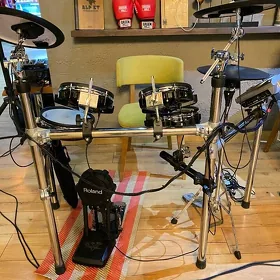 Elektronny Udarnik ROLAND TD15