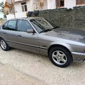 BMW E34 1992