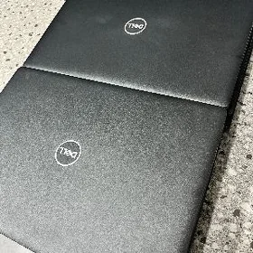 новутбук dell  i3 8 gen