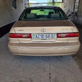 Toyota Camry 1999