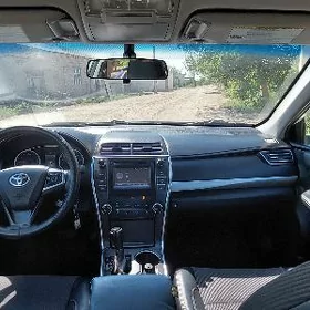 Toyota Camry 2017
