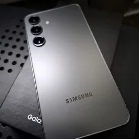 Samsung S24 8/256 2sim
