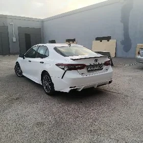 Toyota Camry 2024