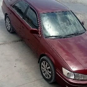 Toyota Camry 2000
