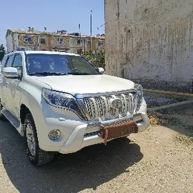 Toyota Land Cruiser Prado 2014