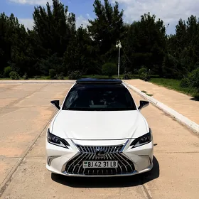 Lexus ES 350 2021