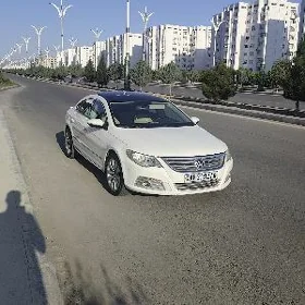 Volkswagen CC 2010