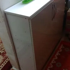 MEBEL TUMBA